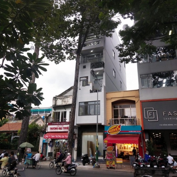 Chính chủ bán nhà 6 tầng tại 180, Đường Hồng Bàng, Phường 12, Quận 5, Hồ Chí Minh